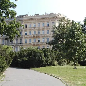 Katarina Apartman