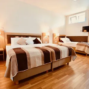 Jelica Restaurant Apartman