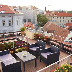 Agnes - Praag